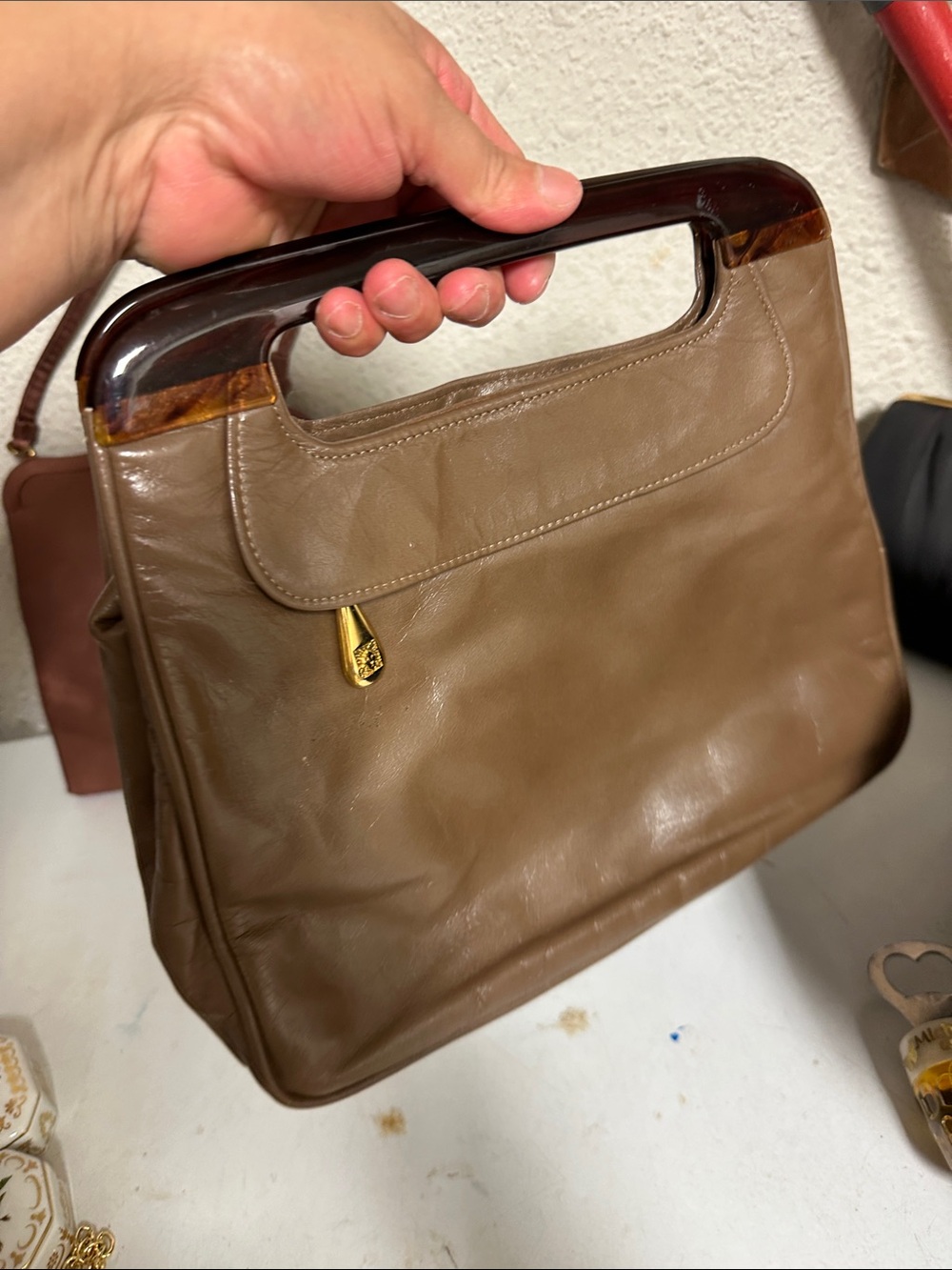Anne Klein Brown Leather Top-Handle Shoulder Bag with Dark Tortoiseshell Accents - Picture 2 of 13